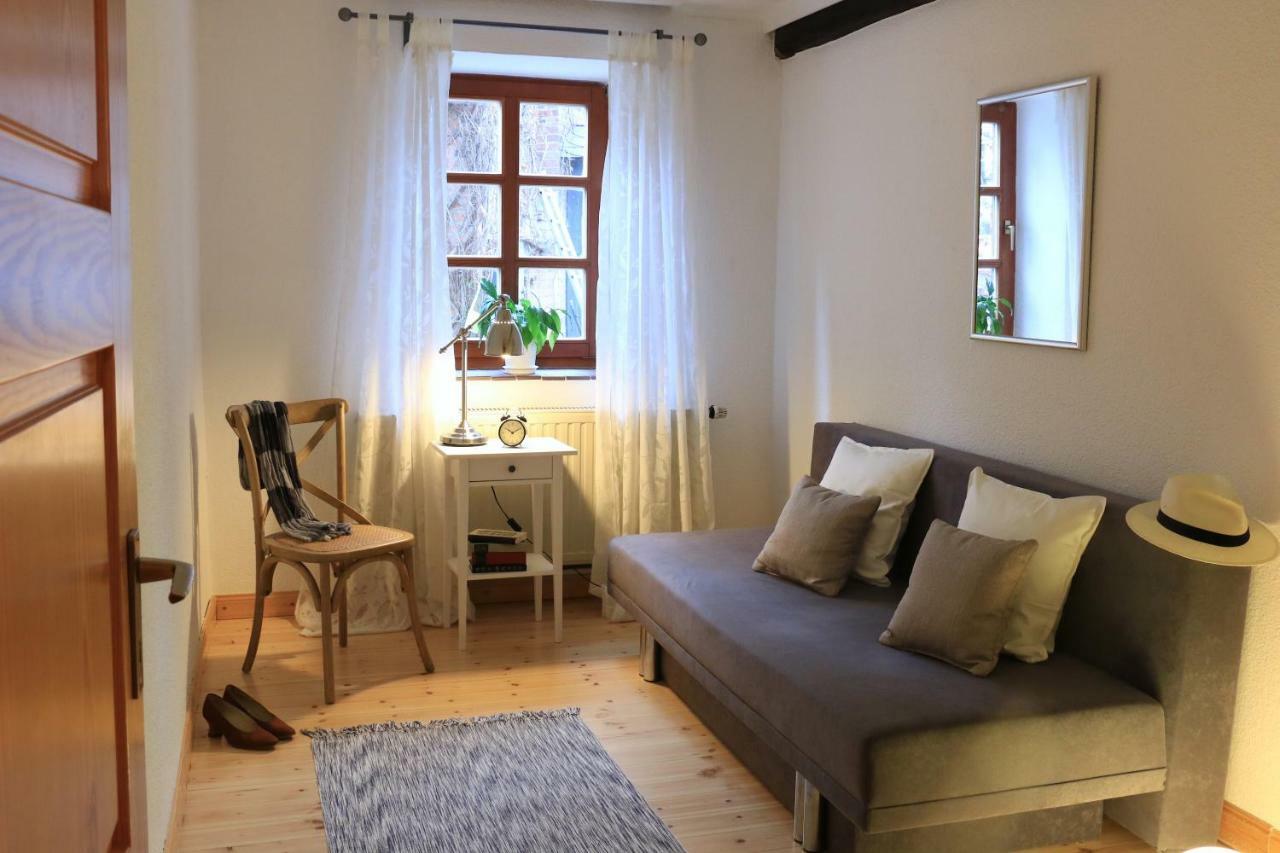 Alte Pfarre Gudensberg Apartment Exterior photo
